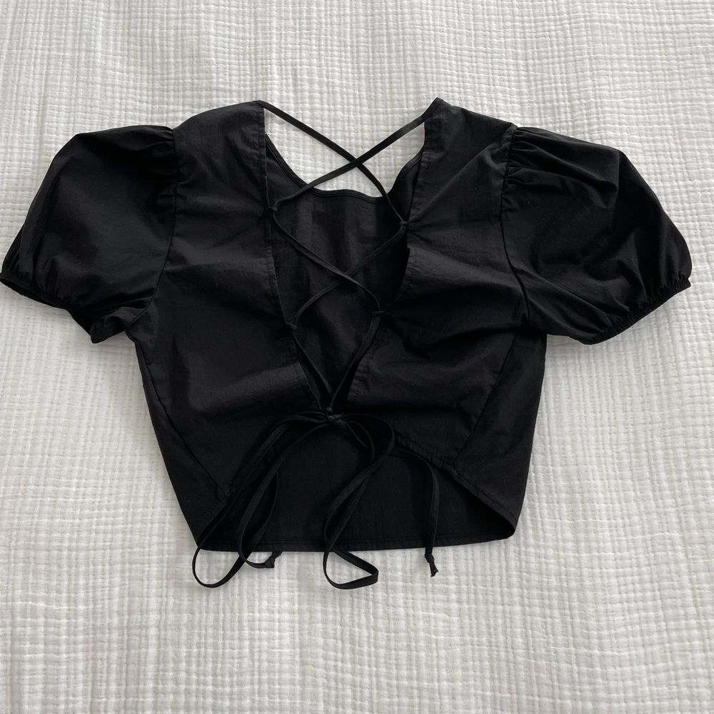 Black tie up top